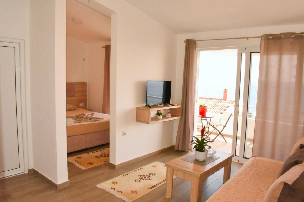 Studio Apartments Jupo Ulcinj Ngoại thất bức ảnh