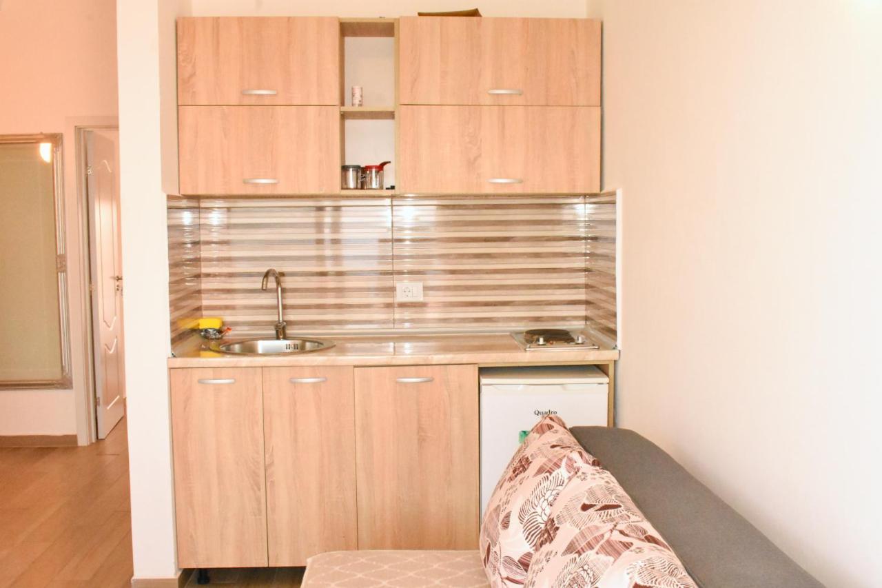 Studio Apartments Jupo Ulcinj Ngoại thất bức ảnh