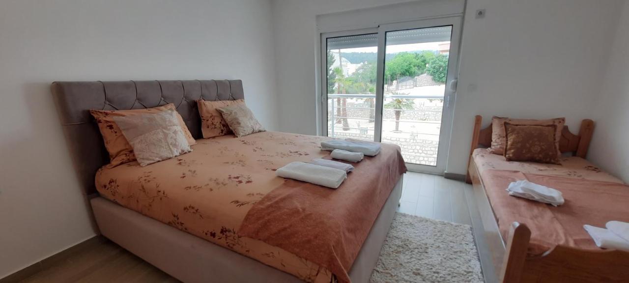 Studio Apartments Jupo Ulcinj Ngoại thất bức ảnh