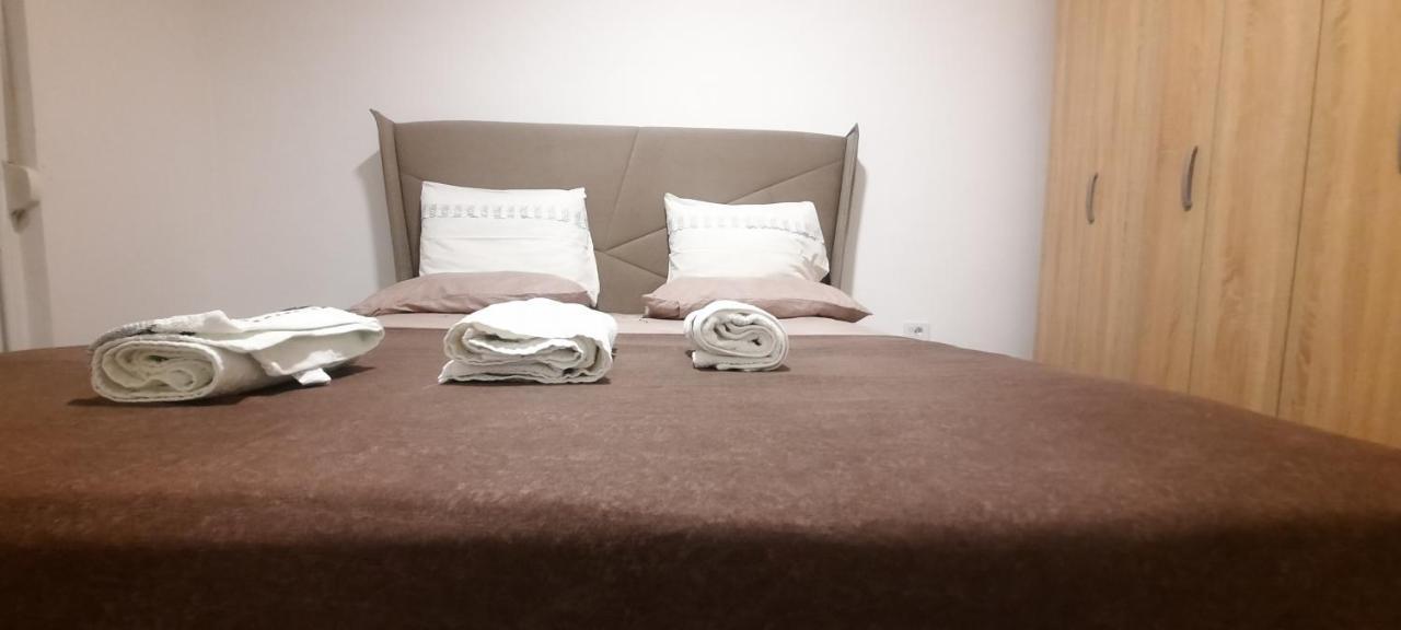 Studio Apartments Jupo Ulcinj Ngoại thất bức ảnh