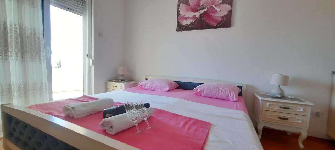 Studio Apartments Jupo Ulcinj Ngoại thất bức ảnh