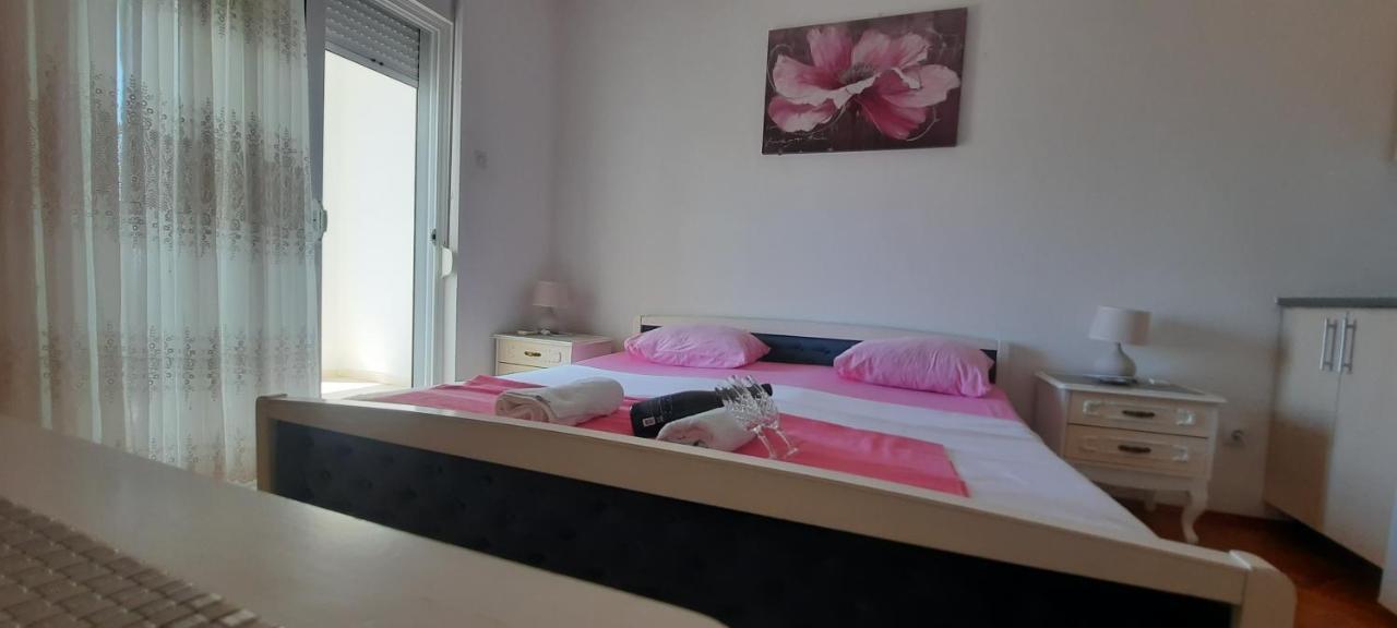 Studio Apartments Jupo Ulcinj Ngoại thất bức ảnh